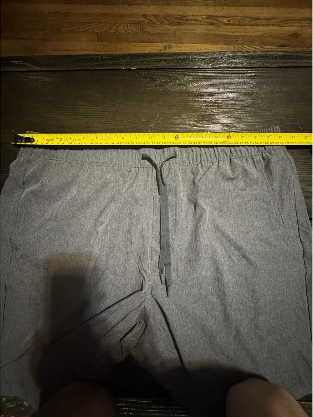 Eddie Bauer Mens Performance Shorts Gray Stretch Pull On 7” Inseam Pockets